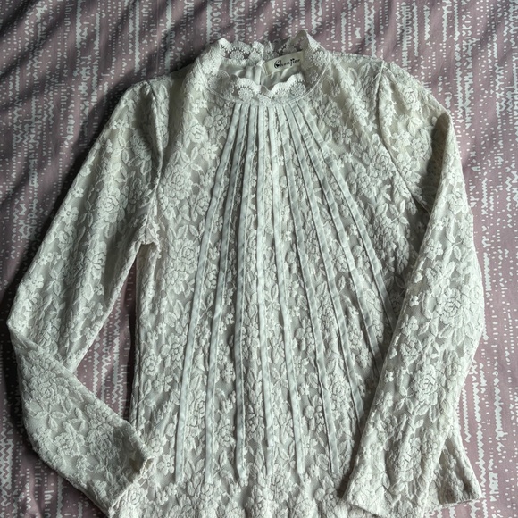Lace Long Sleeve Top - Picture 5 of 5